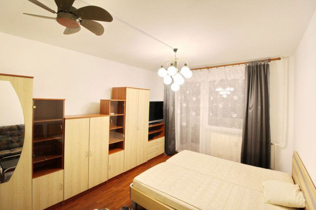 Kiadó panellakás, albérlet, Debrecenben 238 E Ft / hó, 2 szobás