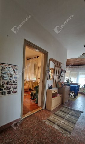 Eladó családi ház, Bábolnán 69.9 M Ft, 5 szobás