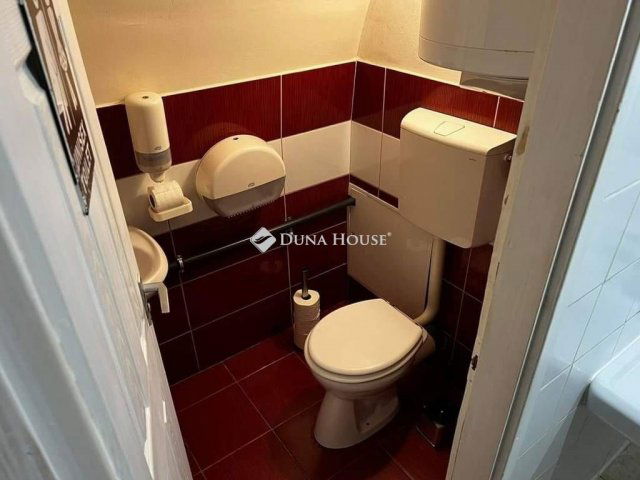 Eladó iroda, Budapesten, XIV. kerületben 49.5 M Ft