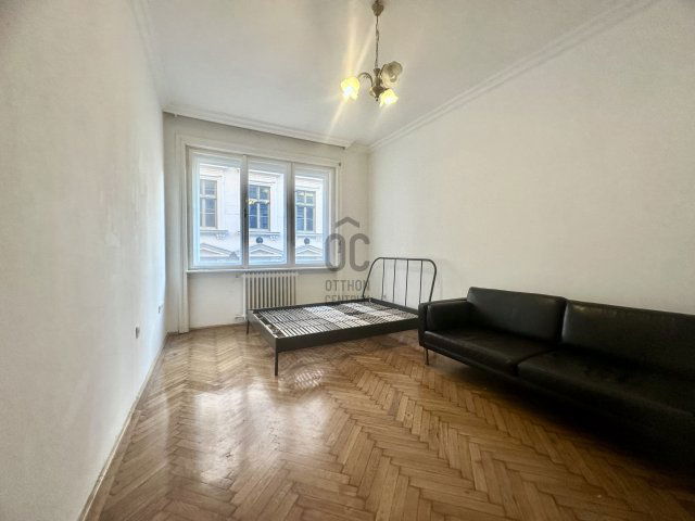 Eladó téglalakás, Budapesten, VII. kerületben 114 M Ft, 3 szobás