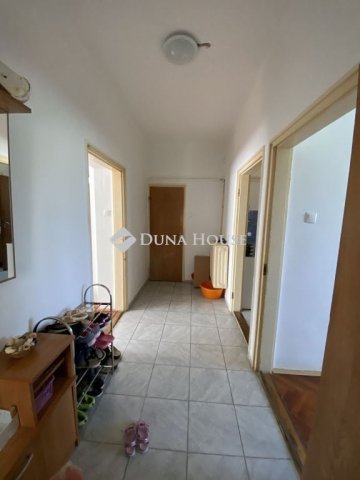 Eladó családi ház, Pécsett, Bródy Sándor utcában 56.8 M Ft