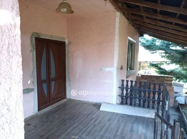 Eladó családi ház, Isaszegen 73 M Ft, 4 szobás