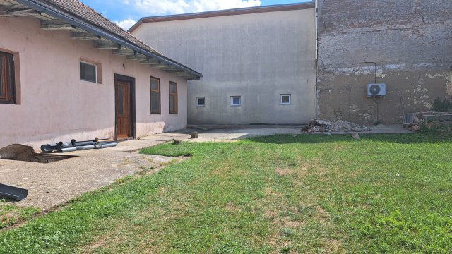 Eladó családi ház, Abaújszántón 14 M Ft, 3+1 szobás