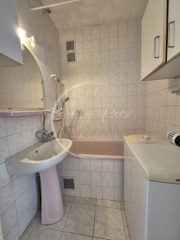 Kiadó panellakás, albérlet, Pécsett, Szigeti úton 170 E Ft / hó