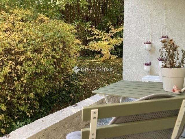 Eladó téglalakás, Budapesten, II. kerületben 135 M Ft