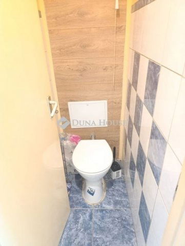 Eladó téglalakás, Mohácson 32 M Ft, 3 szobás