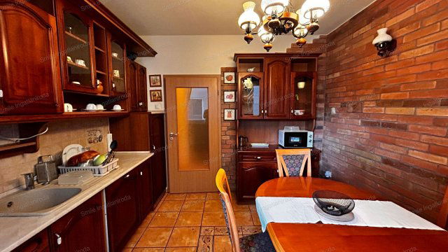 Kiadó téglalakás, albérlet, Nyíregyházán 265 E Ft / hó