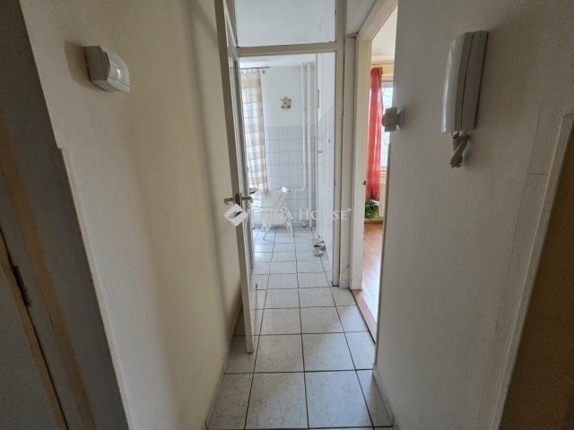 Eladó panellakás, Szegeden 51.49 M Ft, 3 szobás