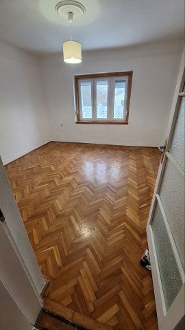 Eladó családi ház, Gödöllőn 87.99 M Ft, 2 szobás