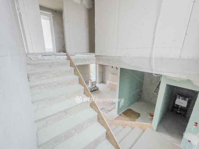 Eladó családi ház, Győrújfalun 119.59 M Ft, 4 szobás
