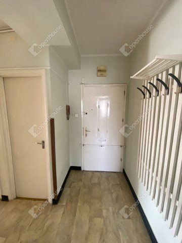 Eladó téglalakás, Mosonmagyaróváron 49.9 M Ft, 3 szobás