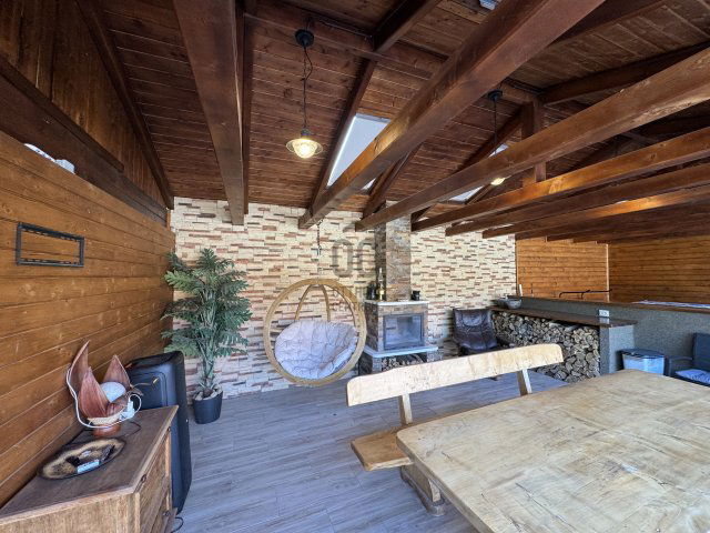 Eladó családi ház, Érden 280 M Ft, 5 szobás