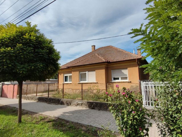 Eladó családi ház, Pilisen 59 M Ft, 4 szobás