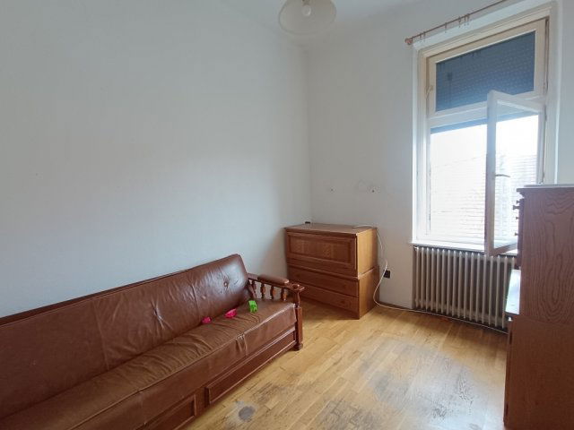 Eladó téglalakás, Sopronban 56 M Ft, 2 szobás