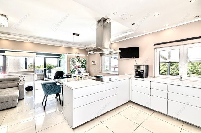 Eladó családi ház, Érden 165 M Ft, 5 szobás