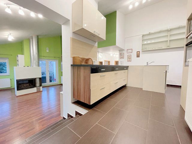 Eladó téglalakás, Érden 89.9 M Ft, 3 szobás