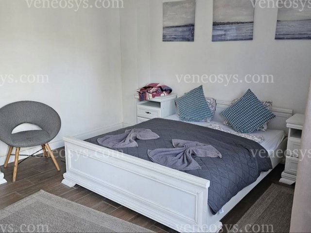 Eladó üzlethelyiség, Egerben 245 M Ft, 7 szobás