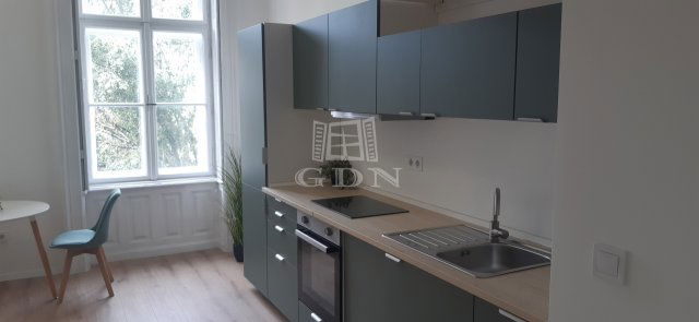 Eladó téglalakás, Budapesten, VII. kerületben 169.9 M Ft