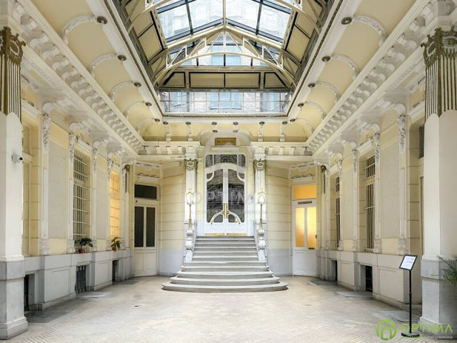 Eladó téglalakás, Budapesten, V. kerületben 89 M Ft, 1 szobás