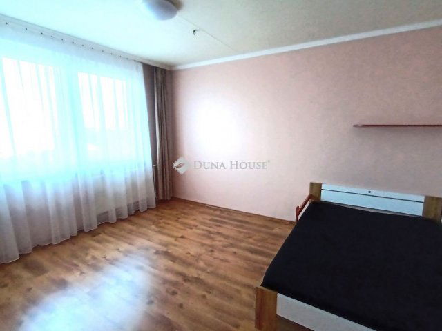 Kiadó panellakás, albérlet, Debrecenben 200 E Ft / hó, 2 szobás
