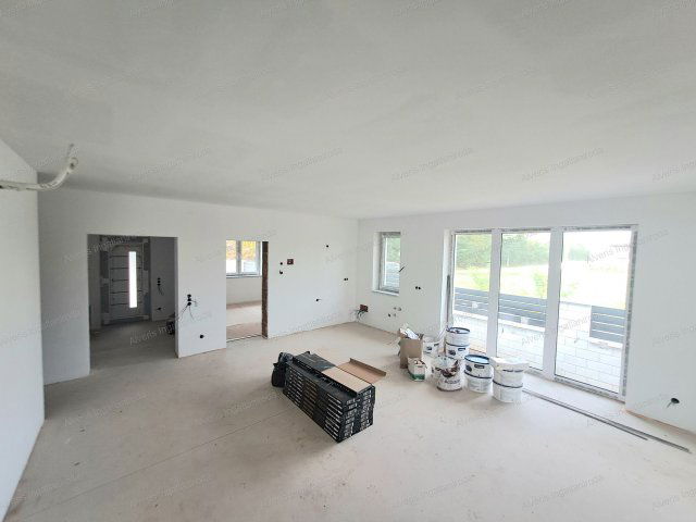 Eladó családi ház, Nyíregyházán 119.9 M Ft, 3 szobás