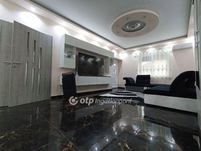 Eladó családi ház, Csányon 47.9 M Ft, 3 szobás