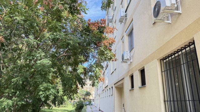 Eladó téglalakás, Budapesten, X. kerületben, Kéknyelű utcában