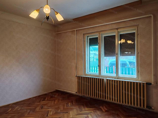 Eladó családi ház, Kengyelen 19.5 M Ft, 4 szobás