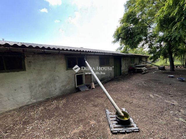 Eladó családi ház, Nagybaracskán 23.99 M Ft, 3 szobás