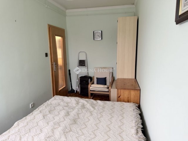 Eladó téglalakás, Szombathelyen 49.99 M Ft, 3 szobás