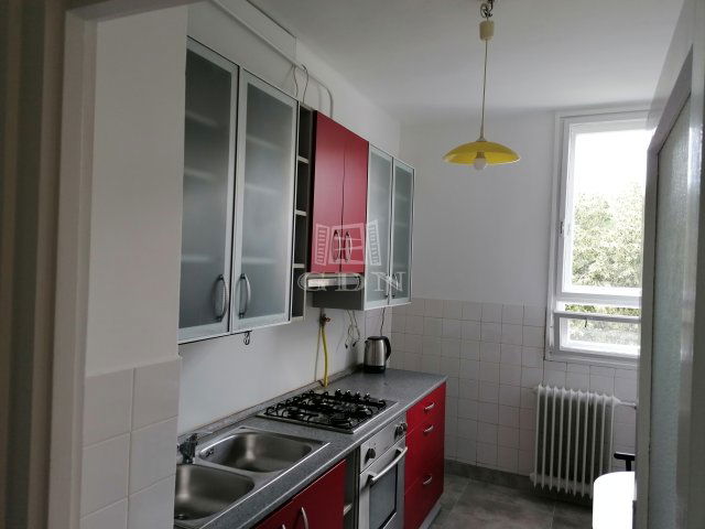 Kiadó téglalakás, albérlet, Szegeden 80 E Ft / hó, 1 szobás