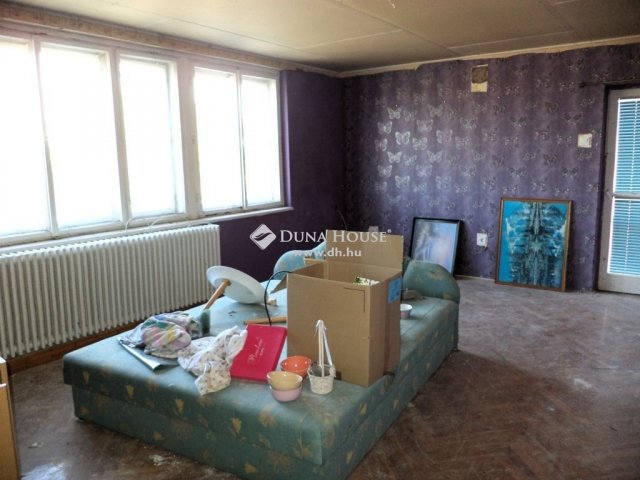 Eladó családi ház, Sárszentmihályon 98.7 M Ft, 5 szobás