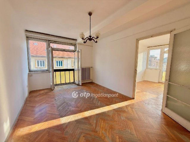 Eladó téglalakás, Budapesten, XIII. kerületben 84 M Ft, 2 szobás