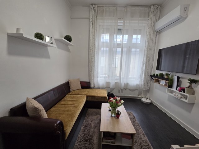 Eladó téglalakás, Debrecenben, Piac utcában 39.99 M Ft, 1 szobás
