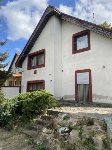 Eladó családi ház, Kecskeméten 69.9 M Ft, 5 szobás