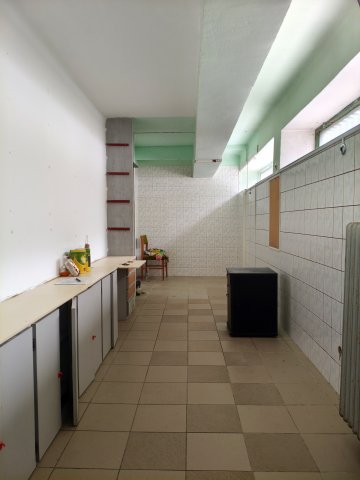 Eladó ipari ingatlan, Nyíregyházán 3.8 M Ft, 2 szobás