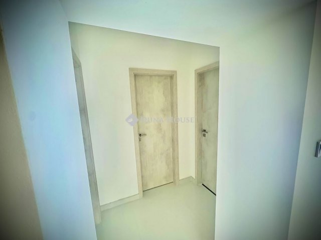 Eladó téglalakás, Budapesten, XVIII. kerületben 160 M Ft