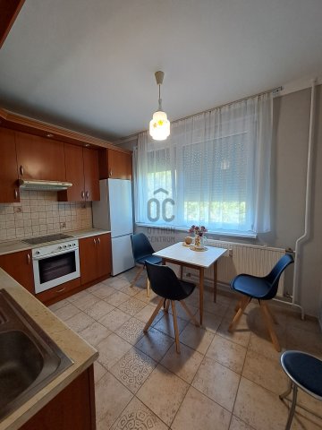 Kiadó panellakás, albérlet, Debrecenben 260 E Ft / hó, 3 szobás
