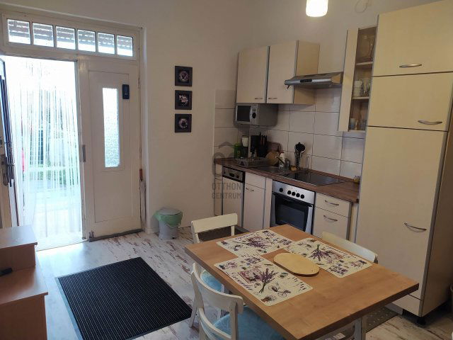 Eladó családi ház, Mohácson 29.5 M Ft, 1 szobás