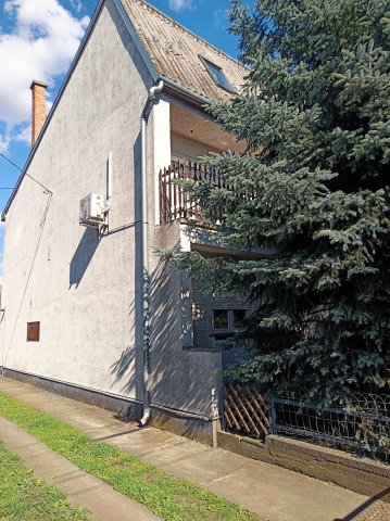 Eladó sorház, Algyőn, Bartók Béla utcában 62.9 M Ft, 3 szobás
