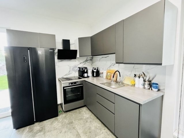 Eladó családi ház, Monorierdőn 79.9 M Ft, 2 szobás