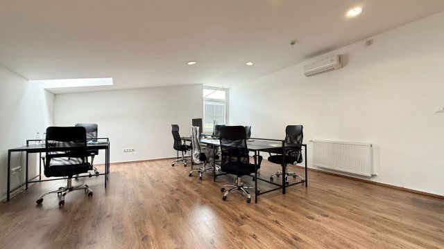 Kiadó iroda, Debrecenben 930 E Ft / hó, 5 szobás