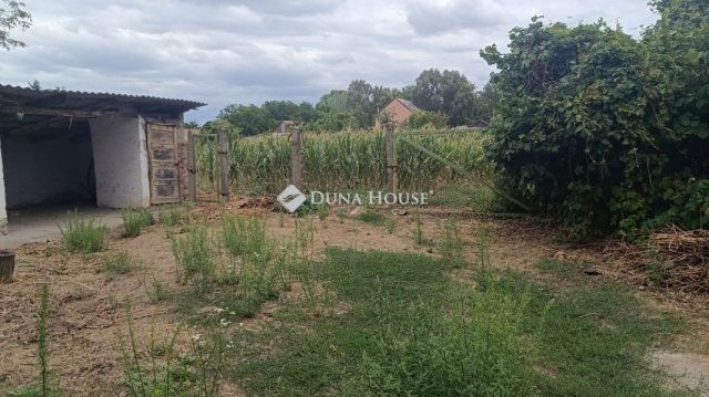 Eladó családi ház, Szentmártonkátán 36.5 M Ft, 2 szobás