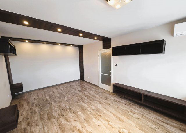 Eladó téglalakás, Székesfehérvárott 49.9 M Ft, 2 szobás