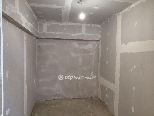 Eladó családi ház, Hatvanban 33.99 M Ft, 2+1 szobás