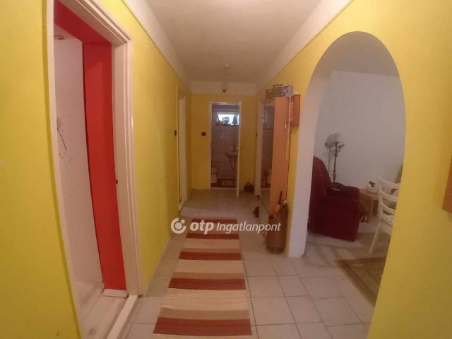 Eladó családi ház, Farmoson 34.9 M Ft, 3 szobás