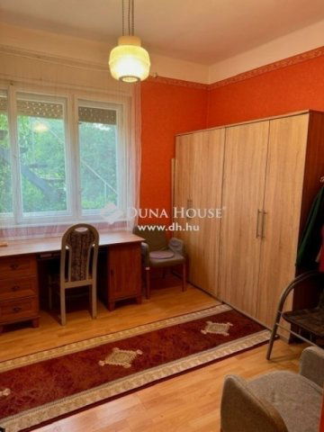 Eladó családi ház, Isaszegen 149 M Ft, 8 szobás