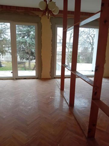 Eladó nyaraló, Hajdúszoboszlón 73.99 M Ft, 4+1 szobás