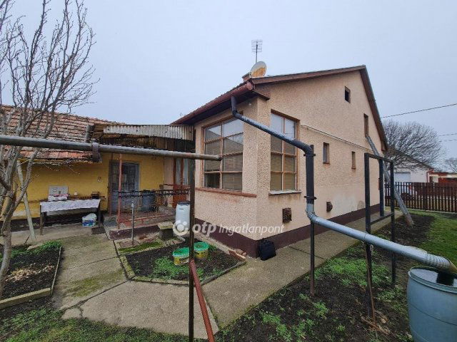 Eladó családi ház, Hajdúszoboszlón 47.9 M Ft, 2 szobás