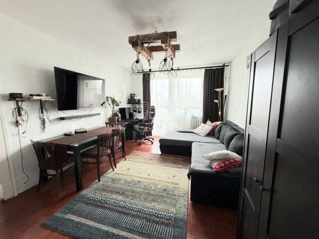 Eladó panellakás, Budapesten, XV. kerületben 66.9 M Ft